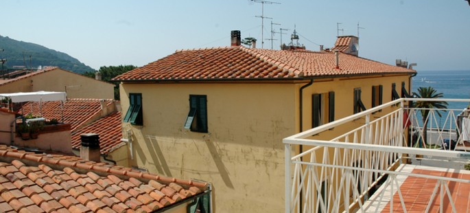 Ampio appartamento centrale Ampio appartamento centrale