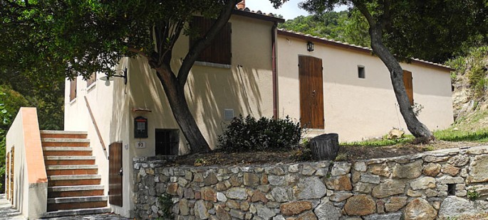 Caratteristico casale all’Isola d’Elba Caratteristico casale all’Isola d’Elba