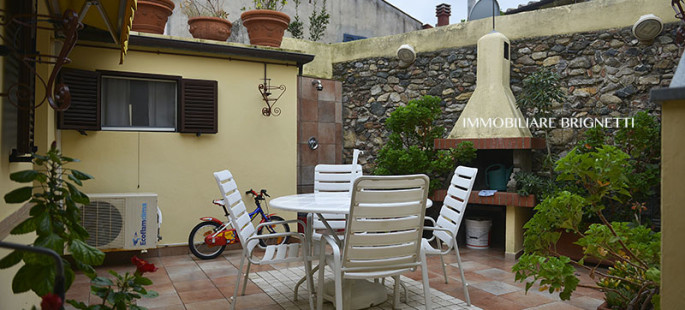 Casa ampia, nel centro di Marciana Maria e con spazio esterno Casa ampia, nel centro di Marciana Maria e con spazio esterno