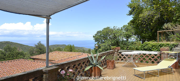 L’appartamento con la terrazza intorno L’appartamento con la terrazza intorno