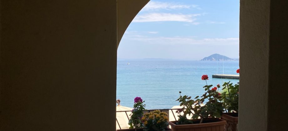 La casa sul lungomare La casa sul lungomare